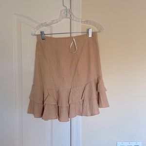 Lulus pink ruffle mini skirt, never been worn